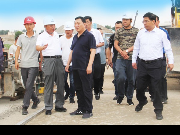 武威市委常委、凉州区委书记鞠毅一行到武威北二环项目调研指导工作 武威市委常委、凉州区委书记鞠毅一行到武威北二环项目调研指导工作