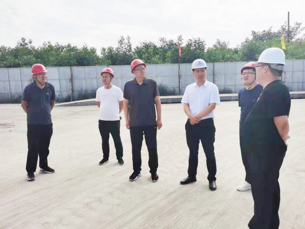 金宝慱亚洲体育总经理赵琰森一行 调研临夏市环城北路六区建设项目